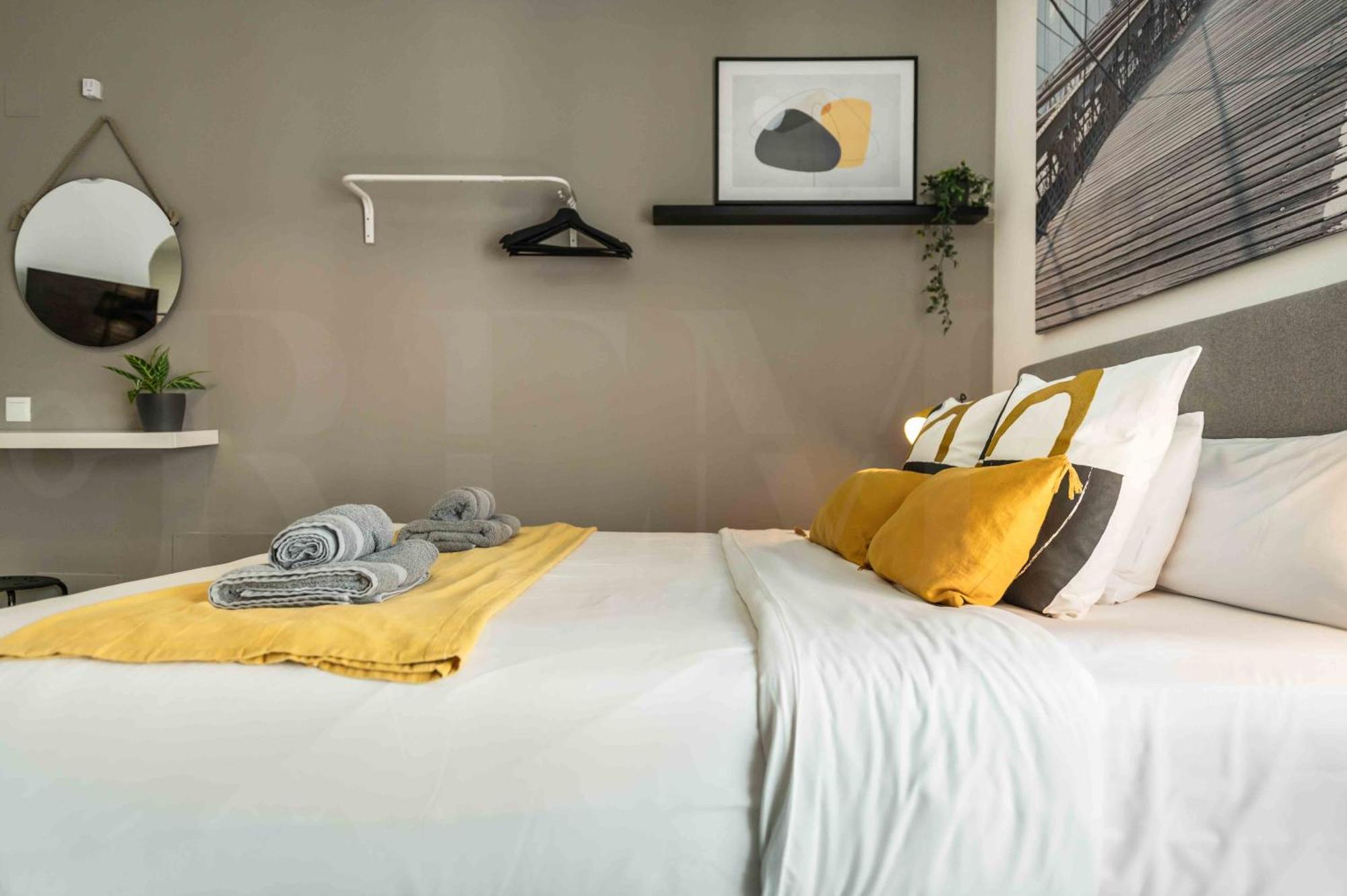Modern Studio With Private Rooftop Terrace By Rems 马拉加 外观 照片
